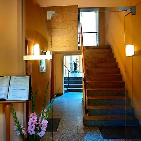 Dom-eck 3* Bautzen