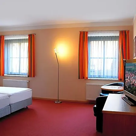 Dom-eck Otel