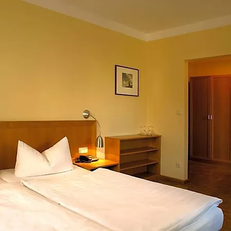 Dom-eck 3* Bautzen