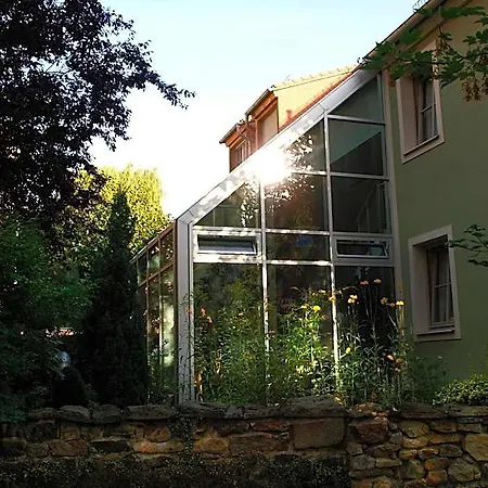 Dom-eck Otel 3*