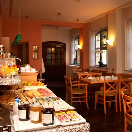 Dom-eck Hotel